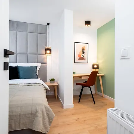 Kairos - Boston - Scisle Centrum, Spodek